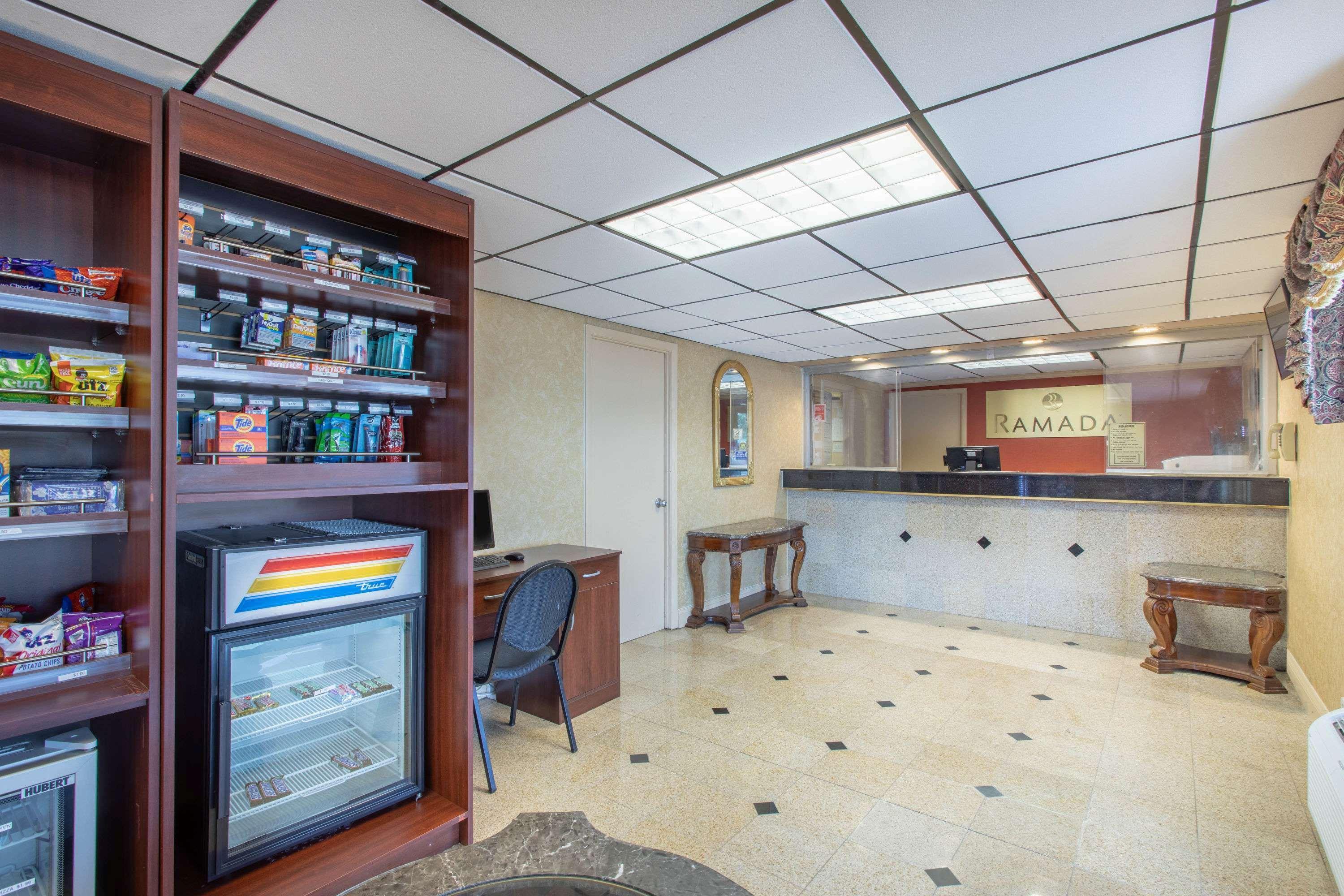 Ramada Limited Cockeysville Exterior foto